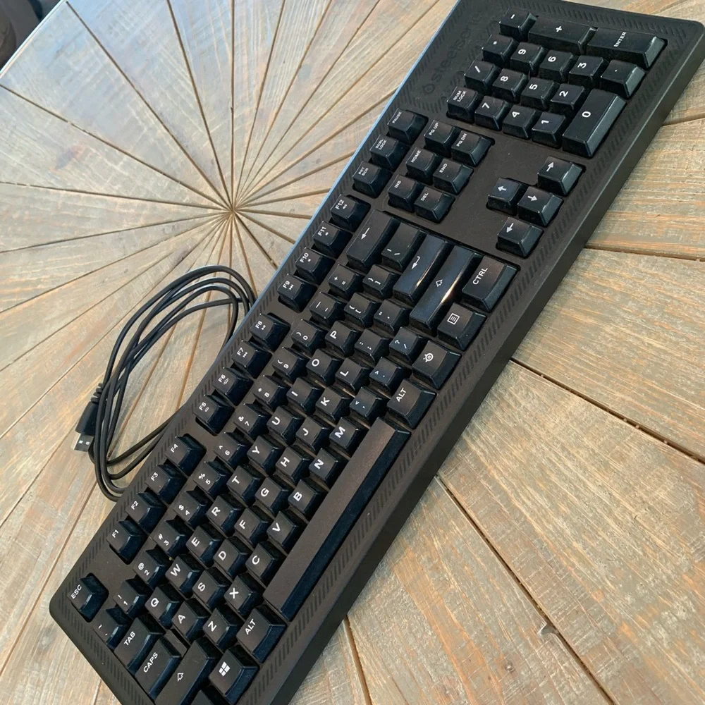 Steelseries Apex 100 Keyboard